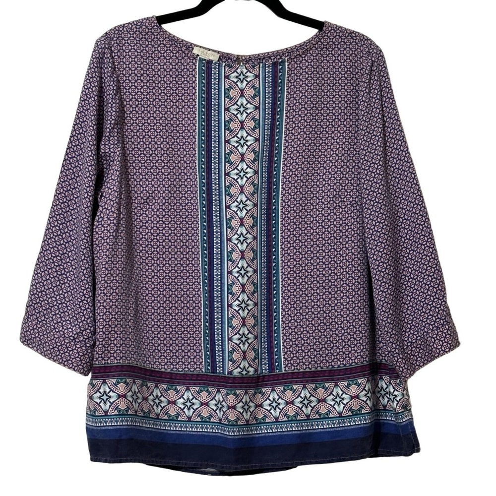 Talbots 2X blouse, pink with geometric print. Stylish, comfortable and chic.